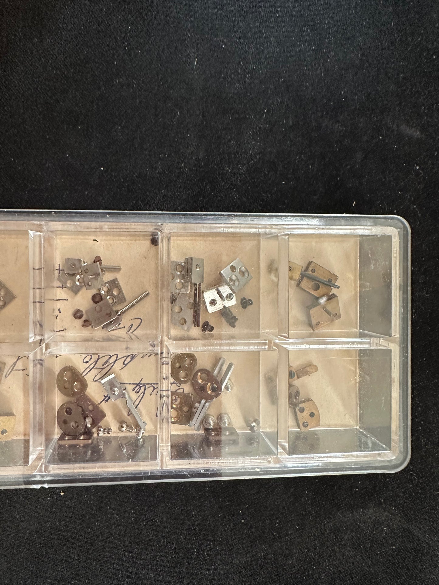 Beco Assortment of Suspension Forks & Hooks for 400 day clocks