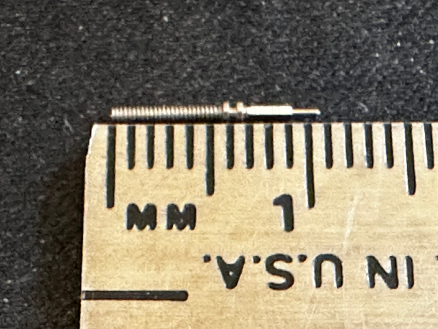 DCN Winding Stems (3) #1079 for Font caliber 120, 123 Movements