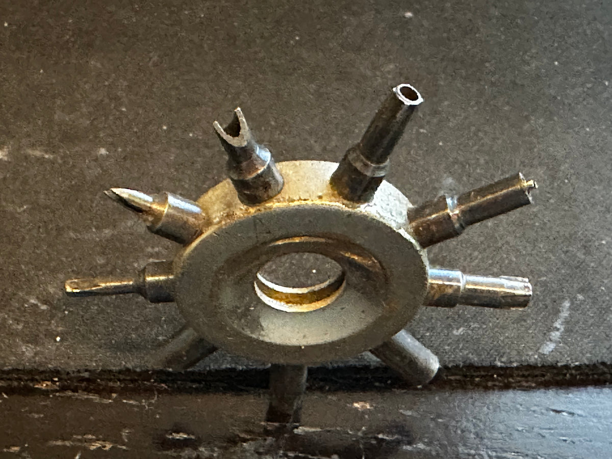 PEER 9 Position Pocket Watch Case Sleeve Wrench
