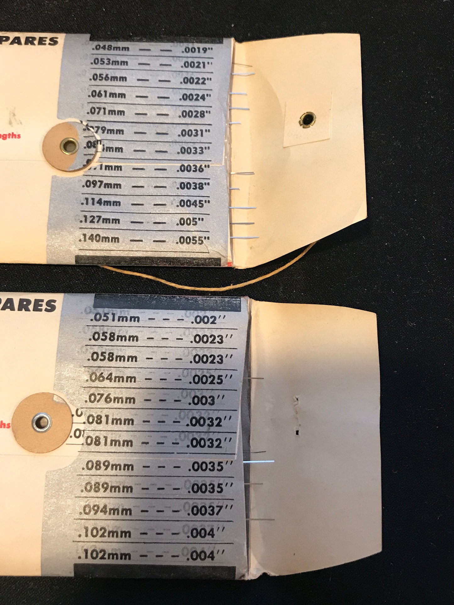 Mixed lot of 2 packages of HOROLOVAR 400 day suspension springs