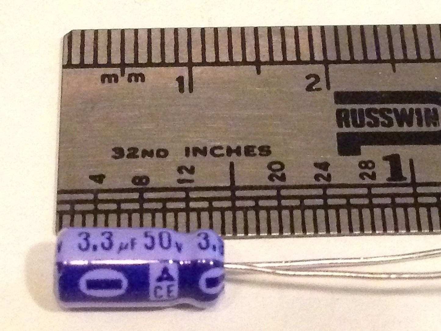 10 x 3.3uf 50v DC Radial Electrolytic Capacitors - New