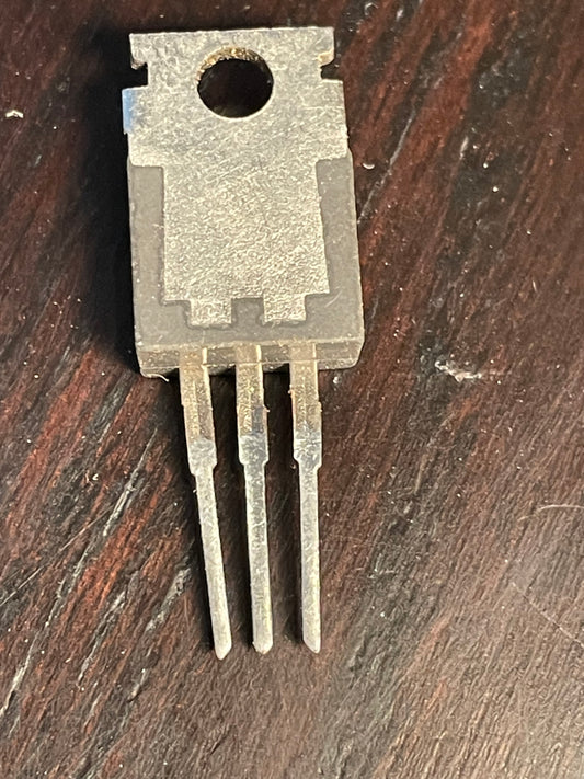 RCA 40669 Triac 400V 8A 15mA in TO220 case