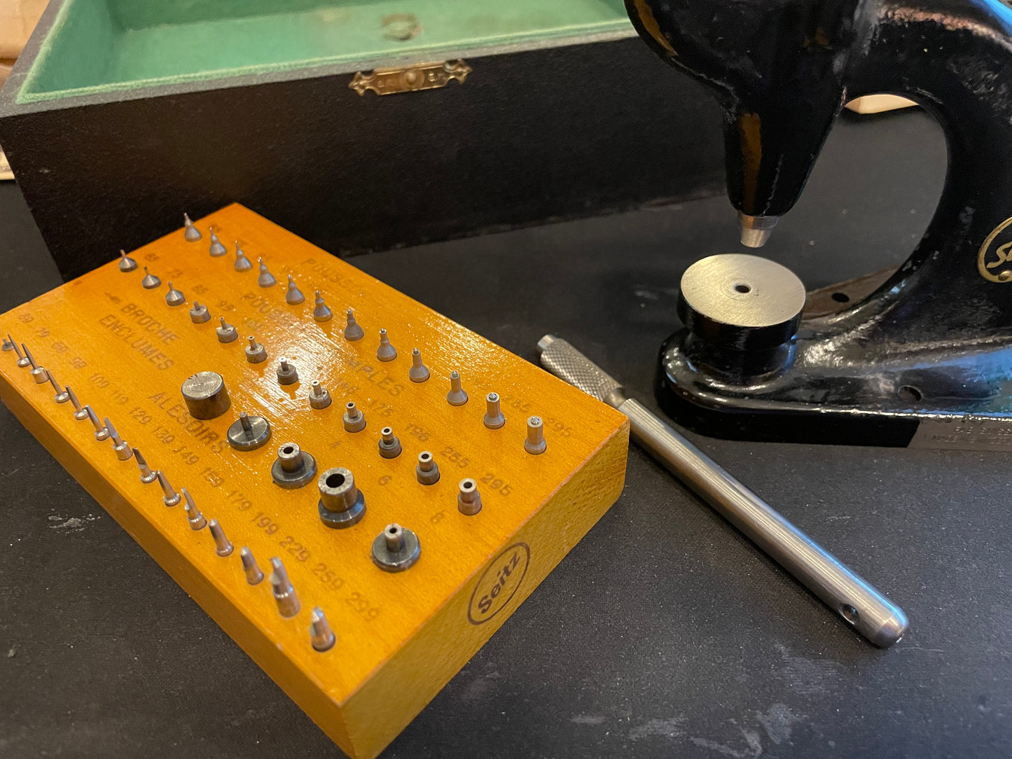 Watchmakers Seitz Jeweling tool set - in box