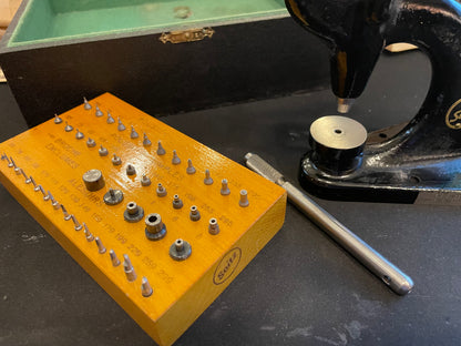 Watchmakers Seitz Jeweling tool set - in box