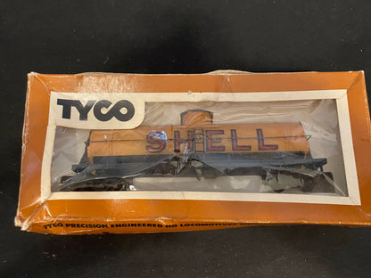 Tyco HO Scale Yellow Shell Tank Car #315C in Box