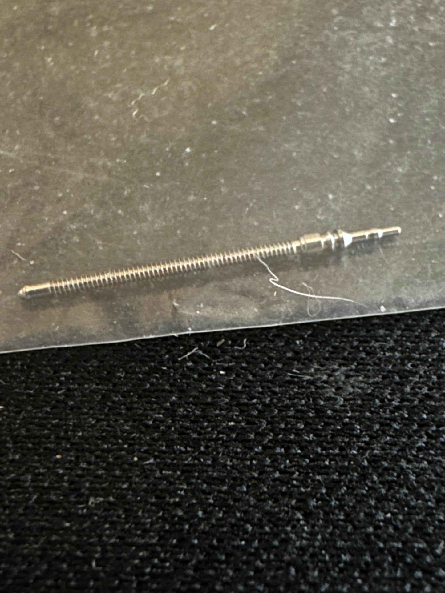 Seiko Stem for Quartz caliber V501 - New