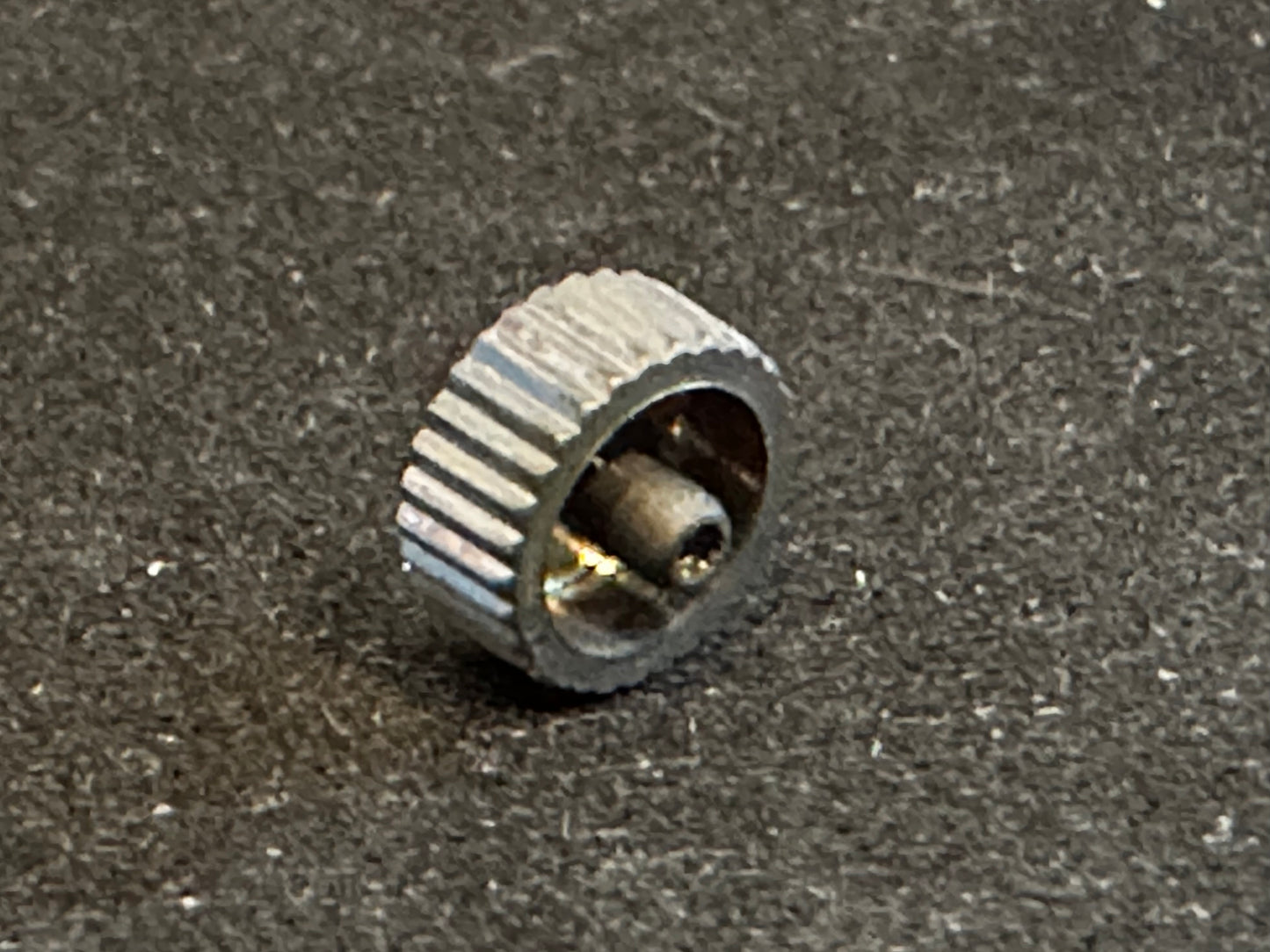 Elgin Factory Crown for Military Issue Elgin 8/0s Grade 539 Wrist Watch No. EL-285-2104S