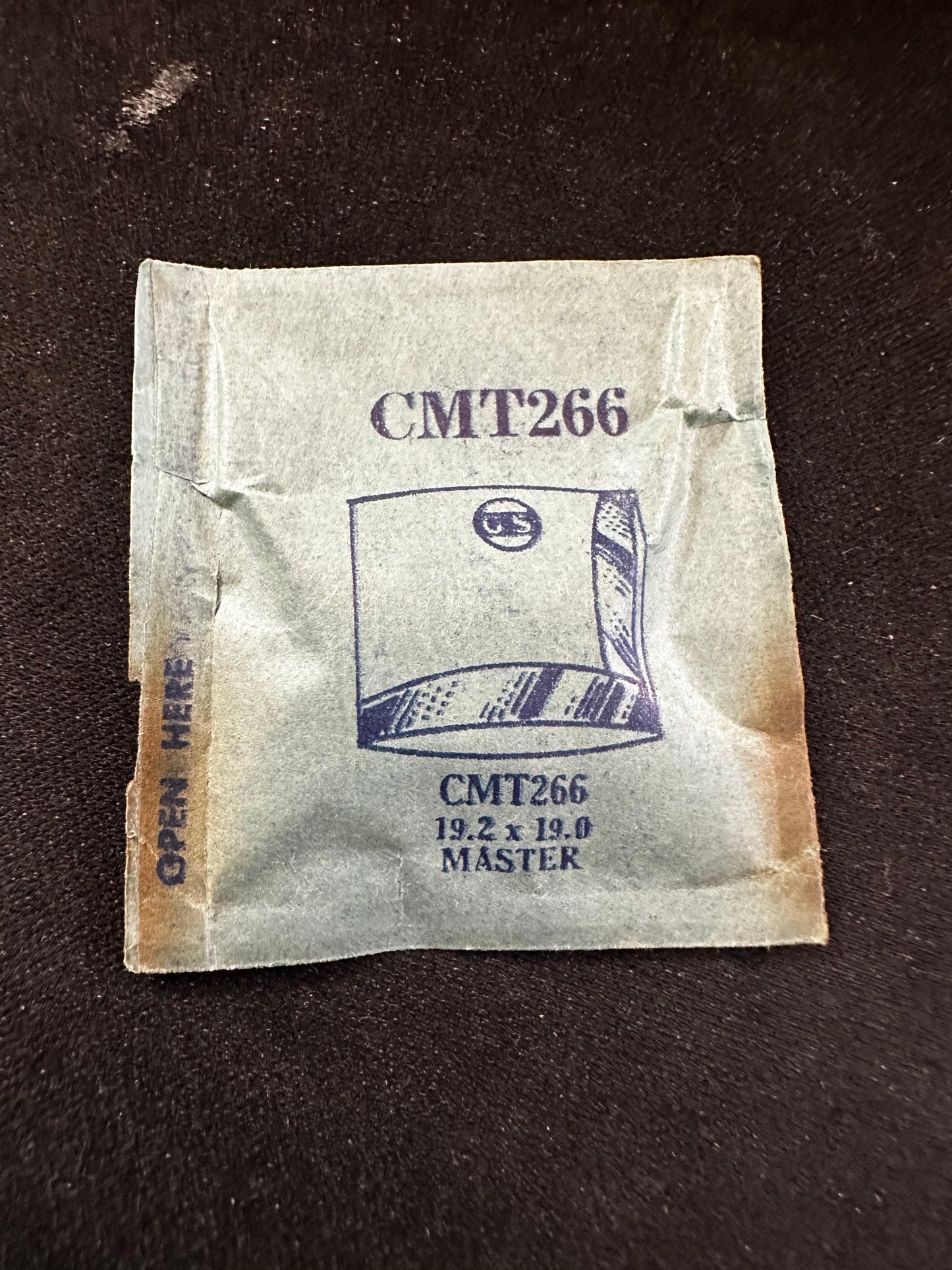 GS Fancy Crystal CMT266 for MASTER watch cases - 19.2 x 19.0 mm - New