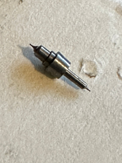 Elgin Factory Balance Staff for 18s, Old Style, Short Hub, Pivot 13, No. 857