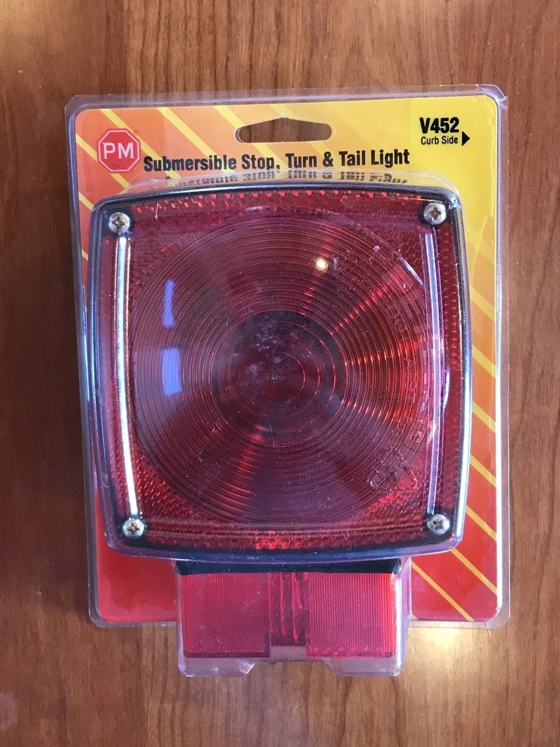 Submersible Stop, Tail & Turn Tail light Peterson V452 for Boat Applications