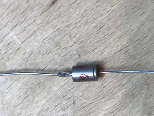 ONE Texas Instruments 1N3038 1 Watt Zener Diode - Vintage NOS