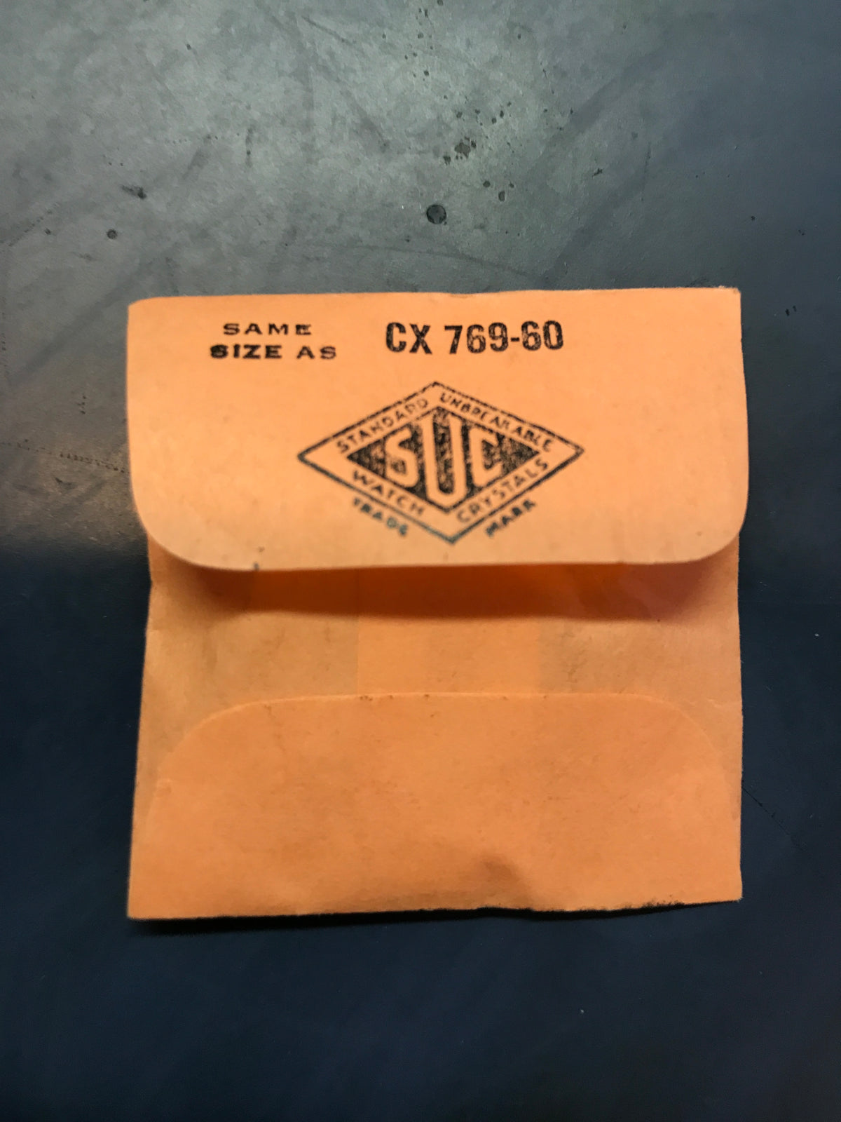 SUC Rocket Crystal RS 575-3T for WITTNAUER Statesman "A" - 21.5 x 19.2mm - New