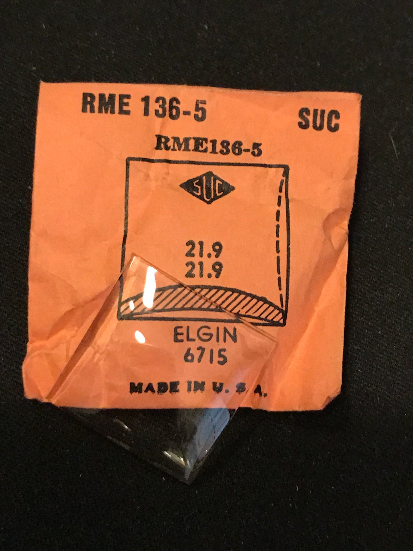 SUC Rocket Crystal RME 136-5 for ELGIN case #6715 - 21.9 x 21.9mm - New