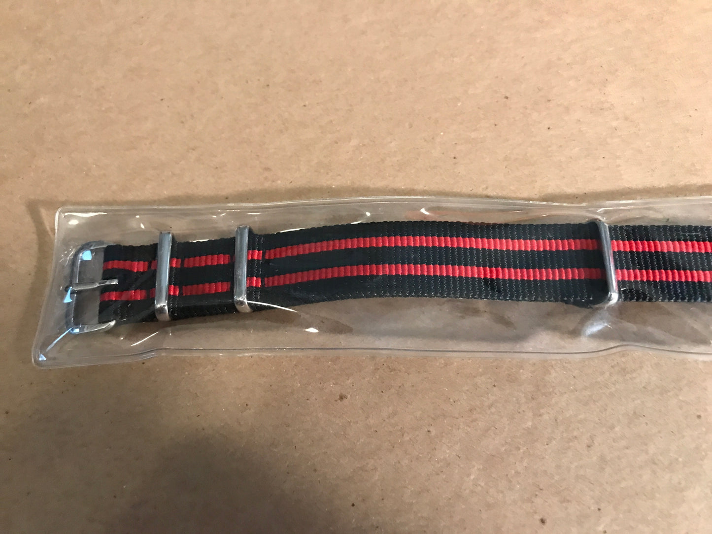 18mm BLACK w/ RED Stripes NATO Type Military Wrist Watch Strap - New