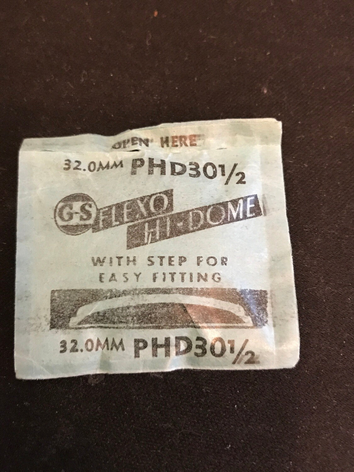 GS Flexo Round HI-DOME Crystal PHD 30½ - 32.0 mm - New