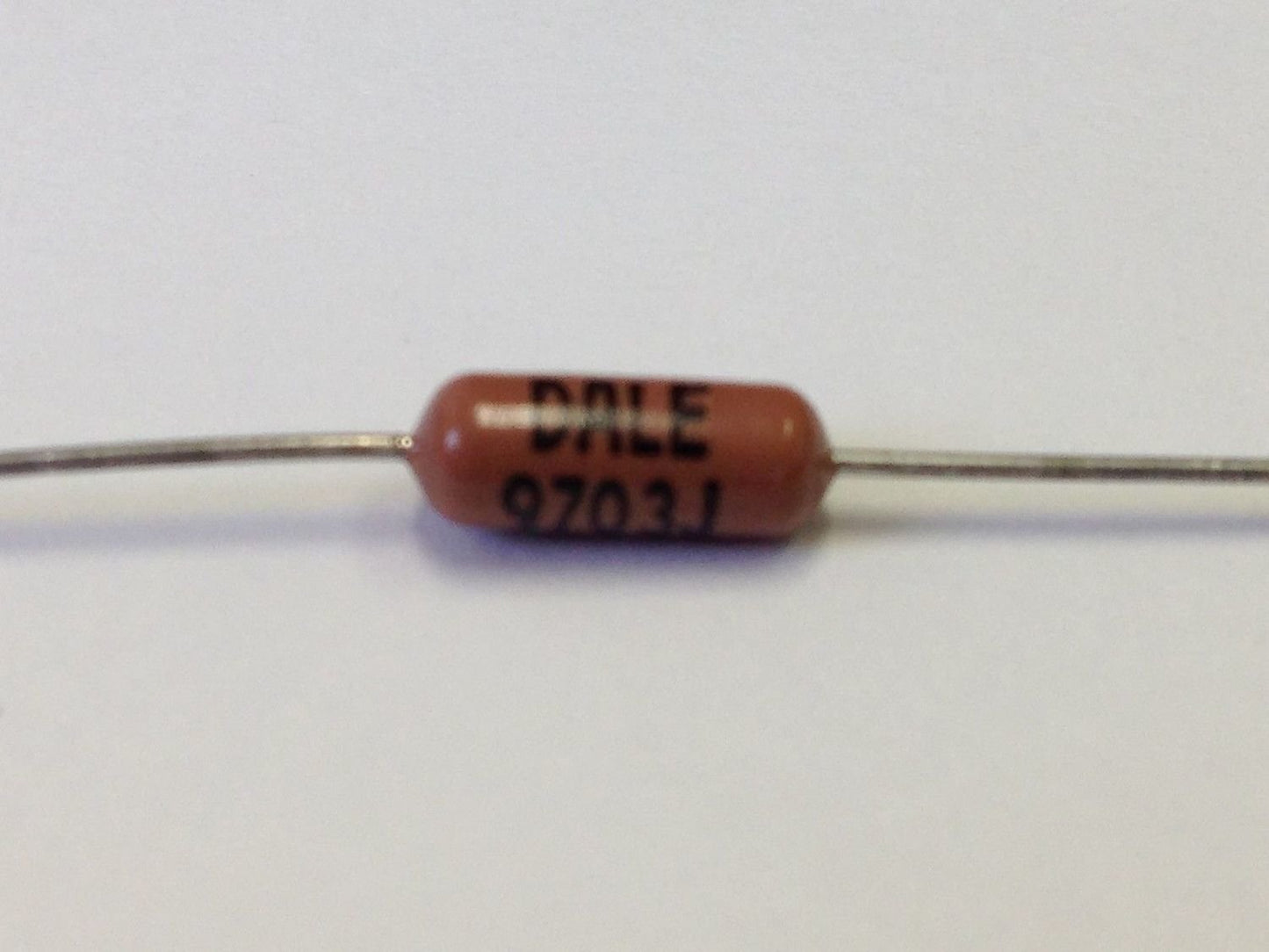 40 - DALE 255 Ohm 1/2w 1% Metal Film Precision Resistors - New